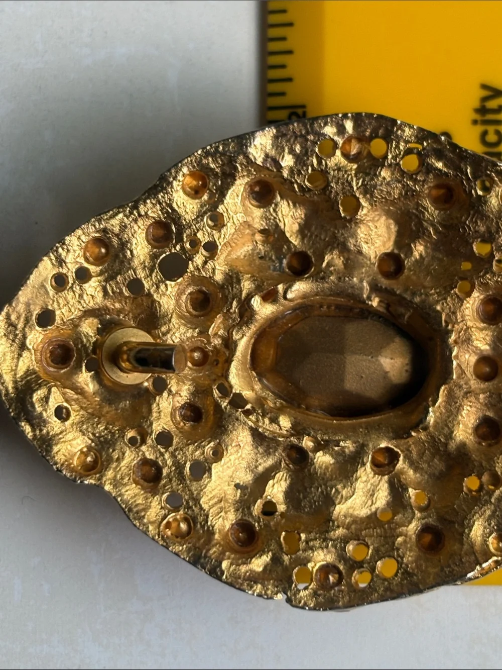 N/A elegant gold